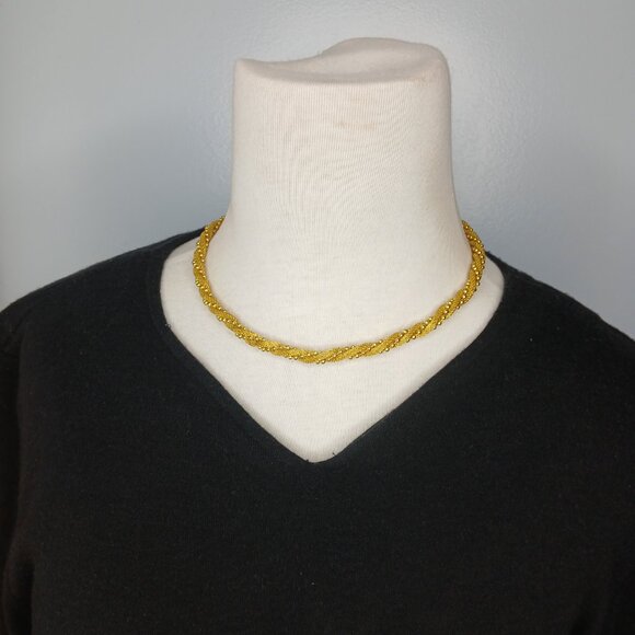 vintage gold tone mesh with gold tone balls twisted necklace - Picture 2 of 14